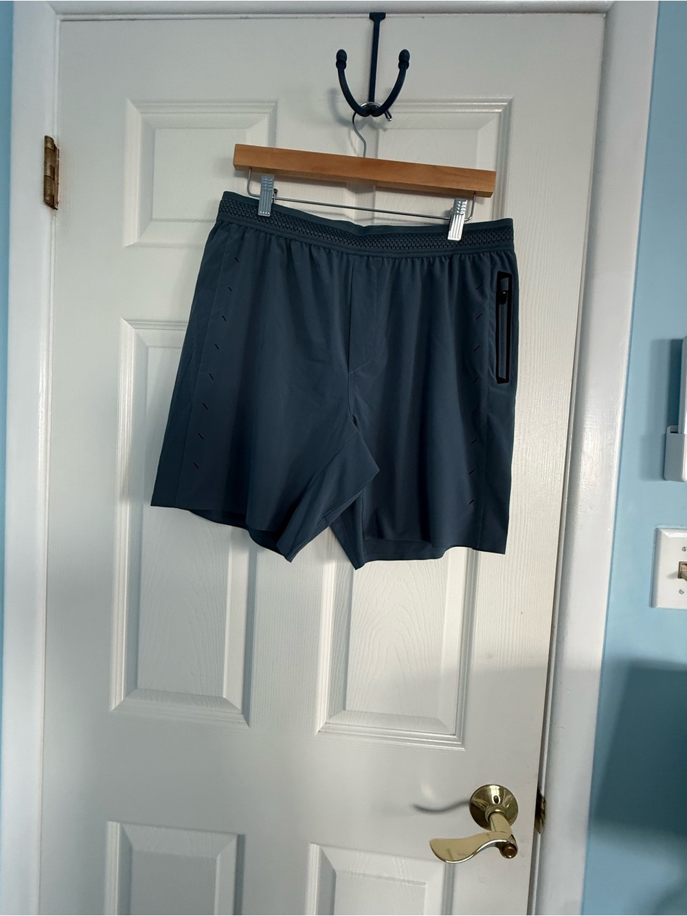 Ten Thousand Session Shorts 7” Unlined Admiral Blue NWT Large L